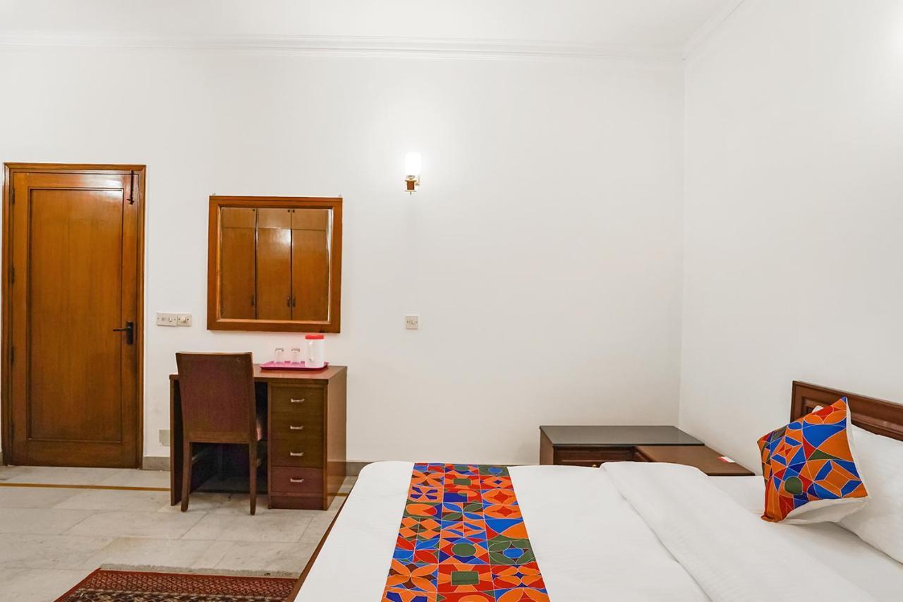 Fabexpress Goodwill Homes New Delhi Bagian luar foto